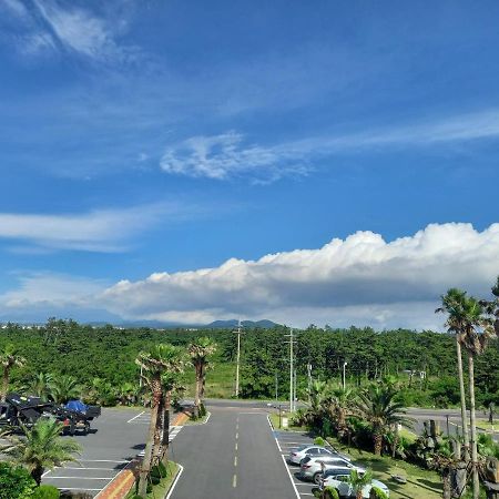 Blue Hawaii Hotel Jeju Exterior photo